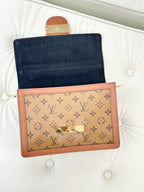 Louis Vuitton Crossbody M44391
