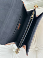 Louis Vuitton Crossbody M44391