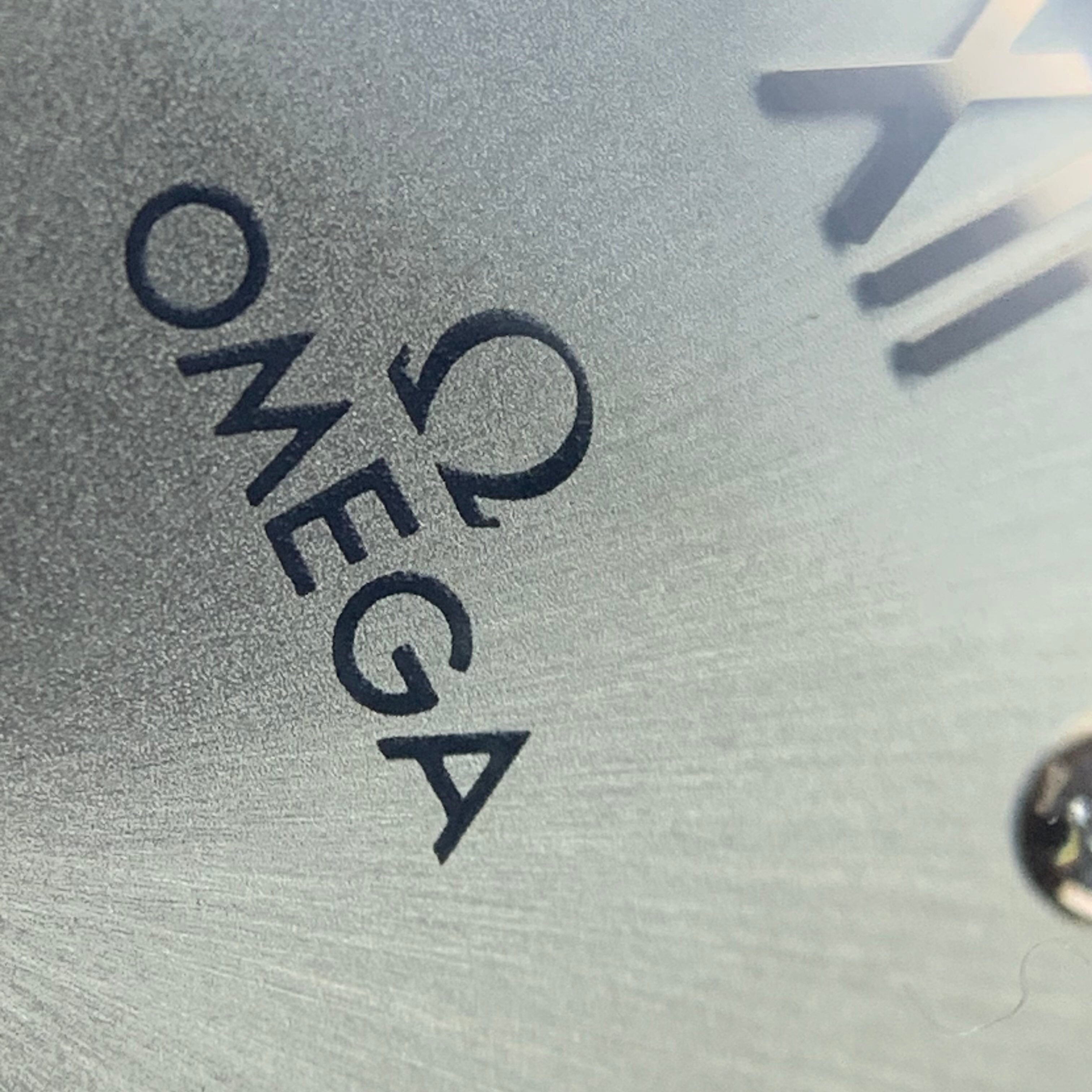 Omega Flying Disc Series 27.5 434.23.28.60.59.001
