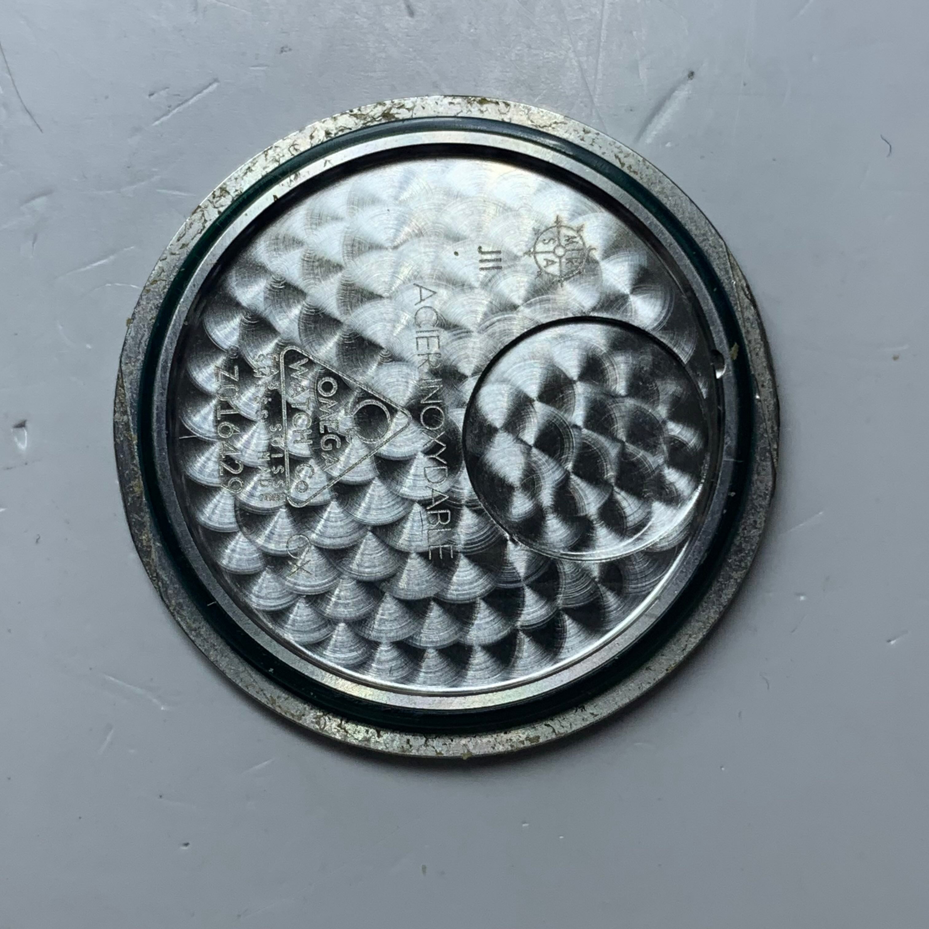 Omega Flying Disc Series 27.5 434.23.28.60.59.001