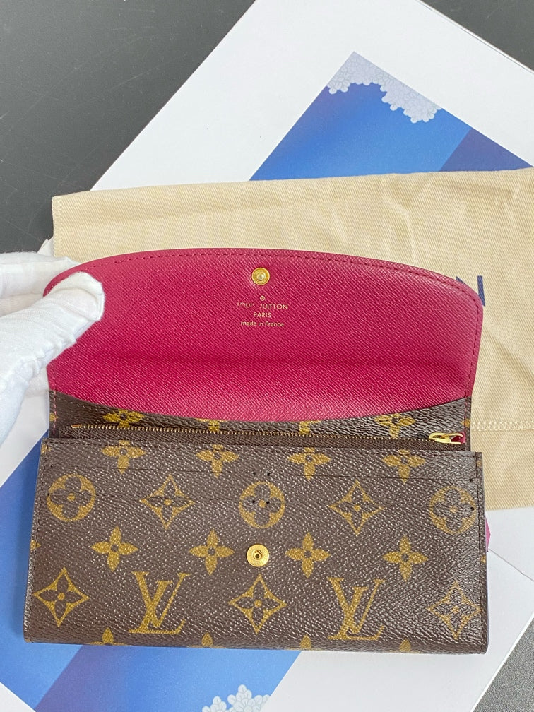 Louis Vuitton Red M41943