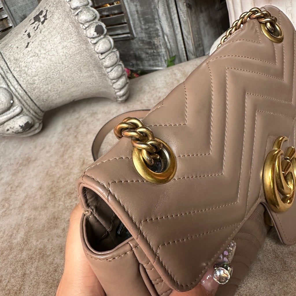 Gucci GG Marmont Collection 443497 DTDIT 5729