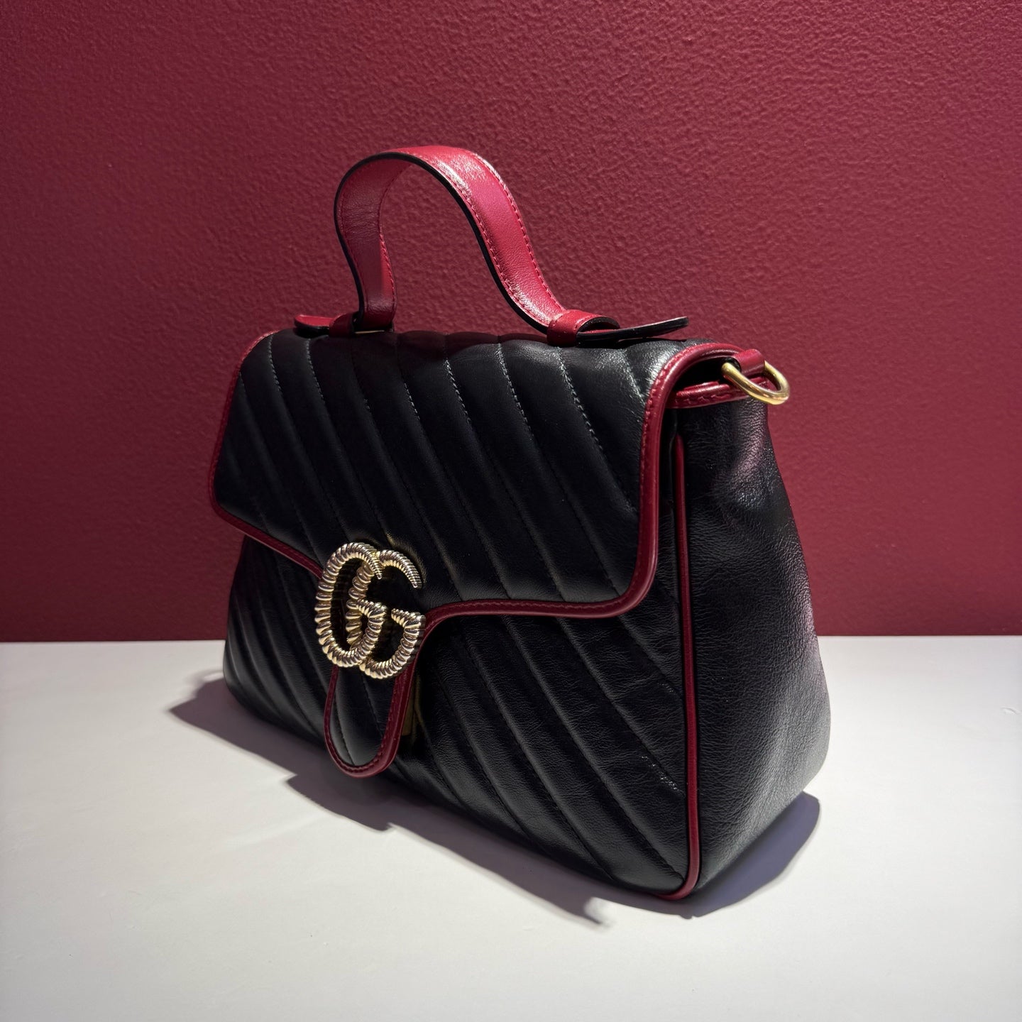 Gucci Messenger Bag