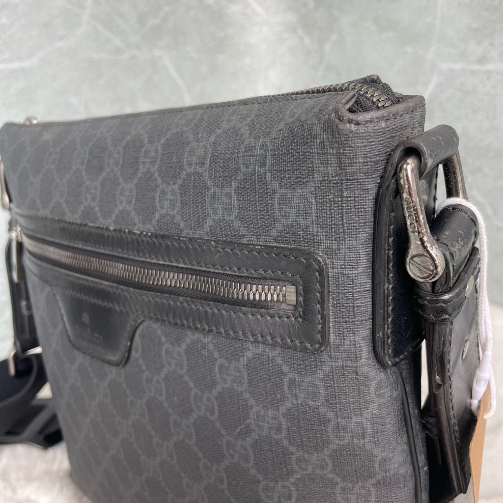 Gucci Faux leather