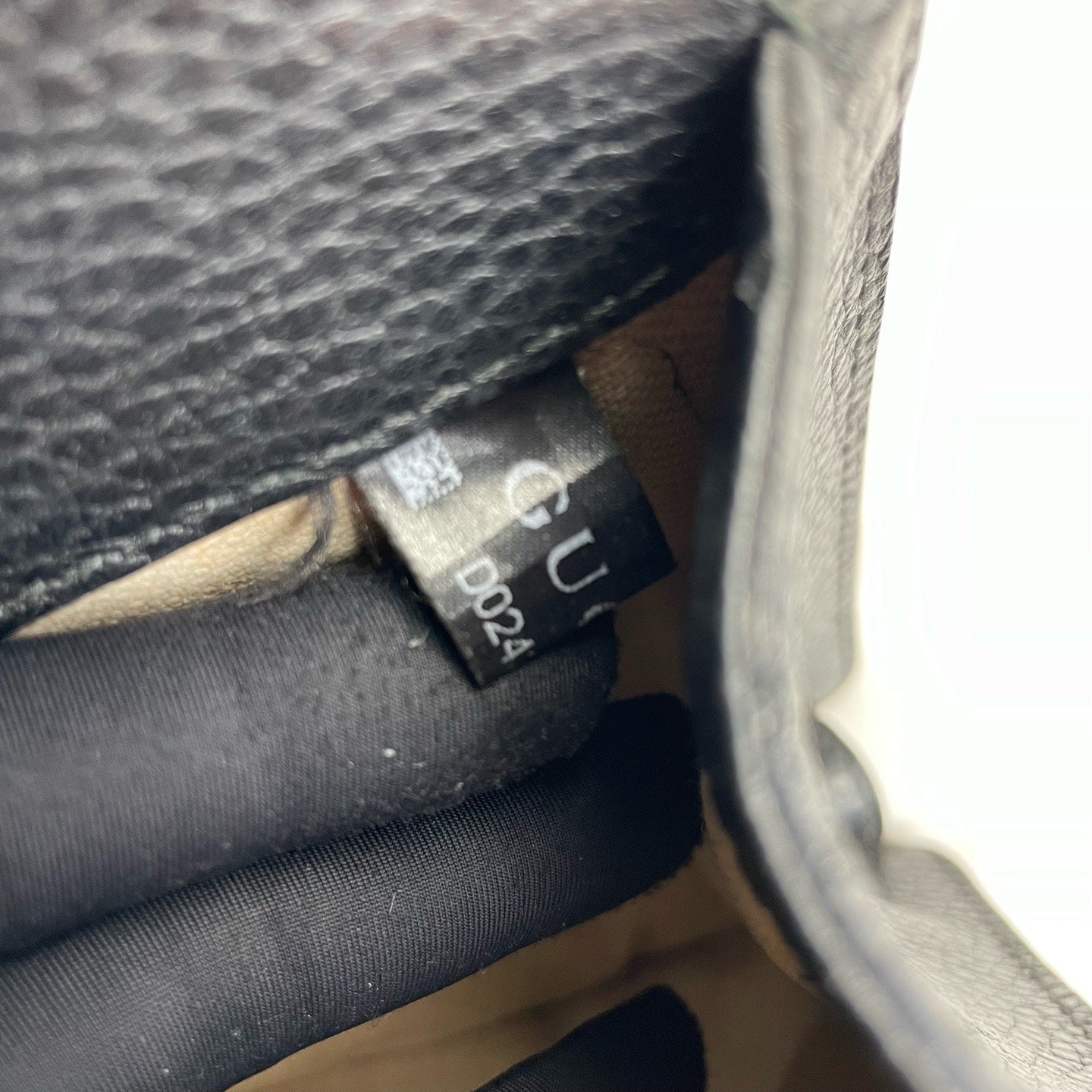 Gucci Dionysus Collection Leather Black 421970 CAOGN 8176