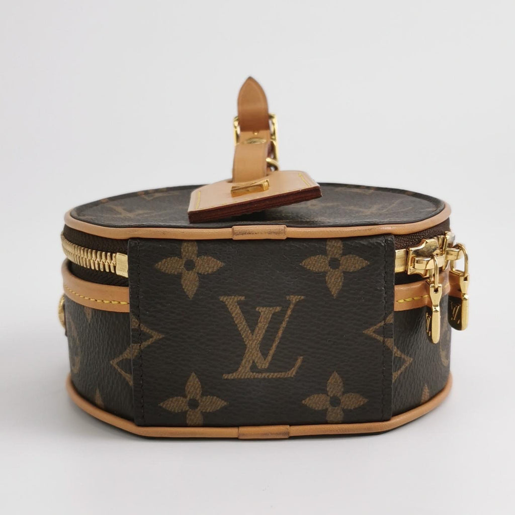 Louis Vuitton Boite Chapeau Crossbody M44699