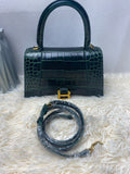 Balenciaga 18.8 cm long x 13.0 cm high x 7.9 cm wide 5928331LRGM3011