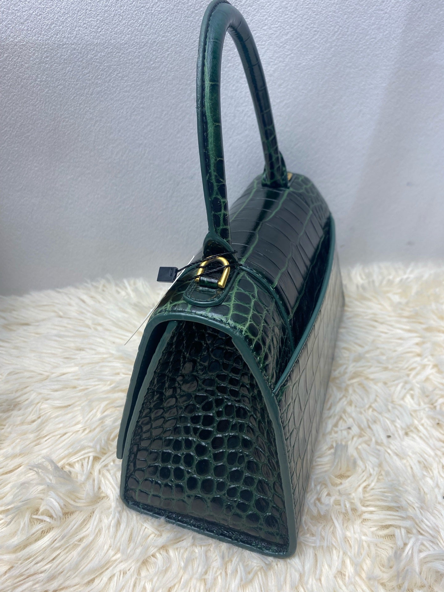 Balenciaga 18.8 cm long x 13.0 cm high x 7.9 cm wide 5928331LRGM3011
