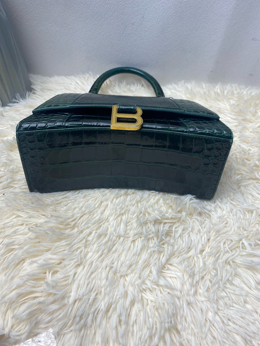 Balenciaga 18.8 cm long x 13.0 cm high x 7.9 cm wide 5928331LRGM3011