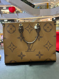 Louis Vuitton M44576