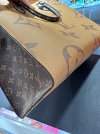 Louis Vuitton M44576