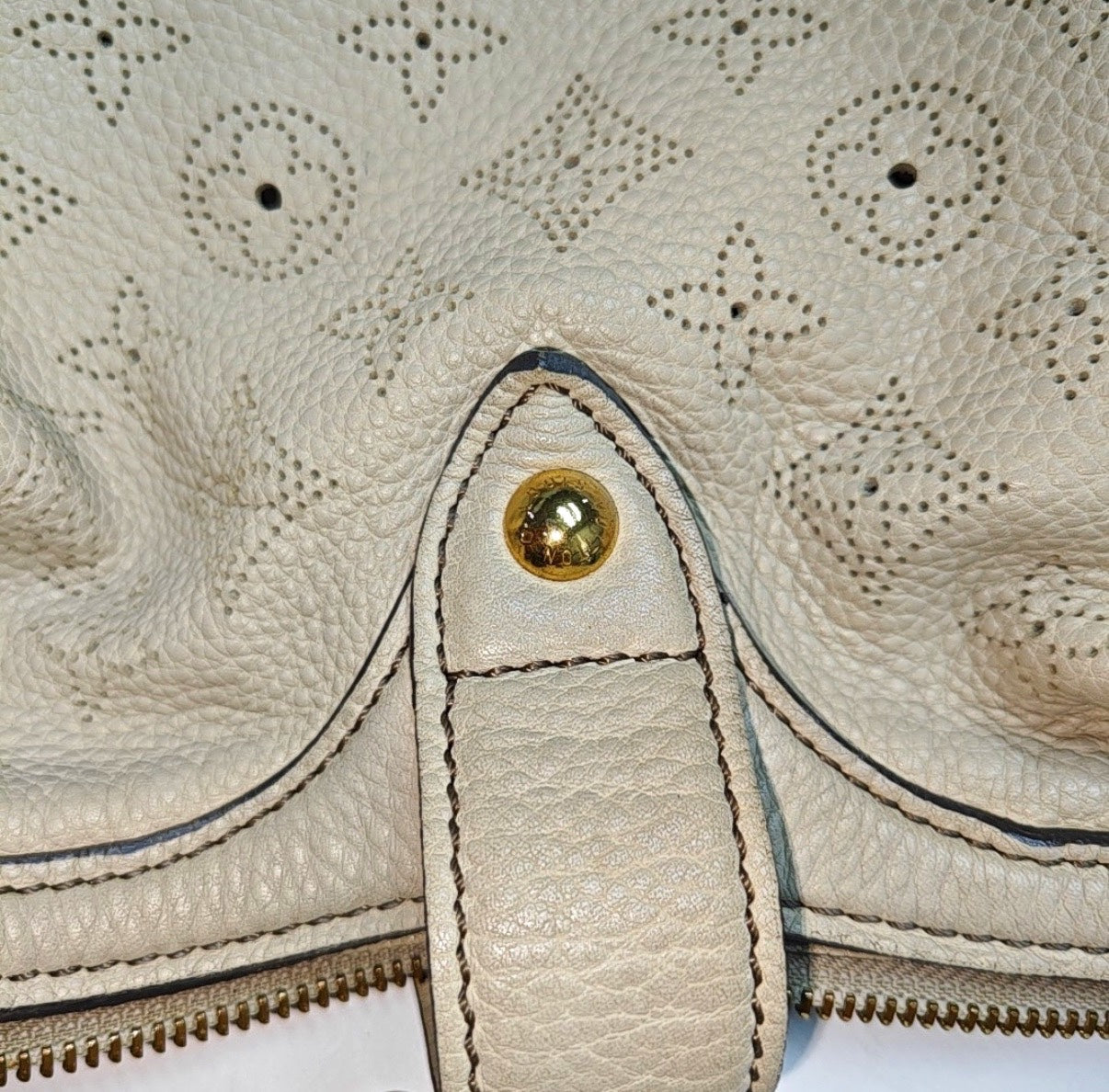 Louis Vuitton Beige Shoulder Bag