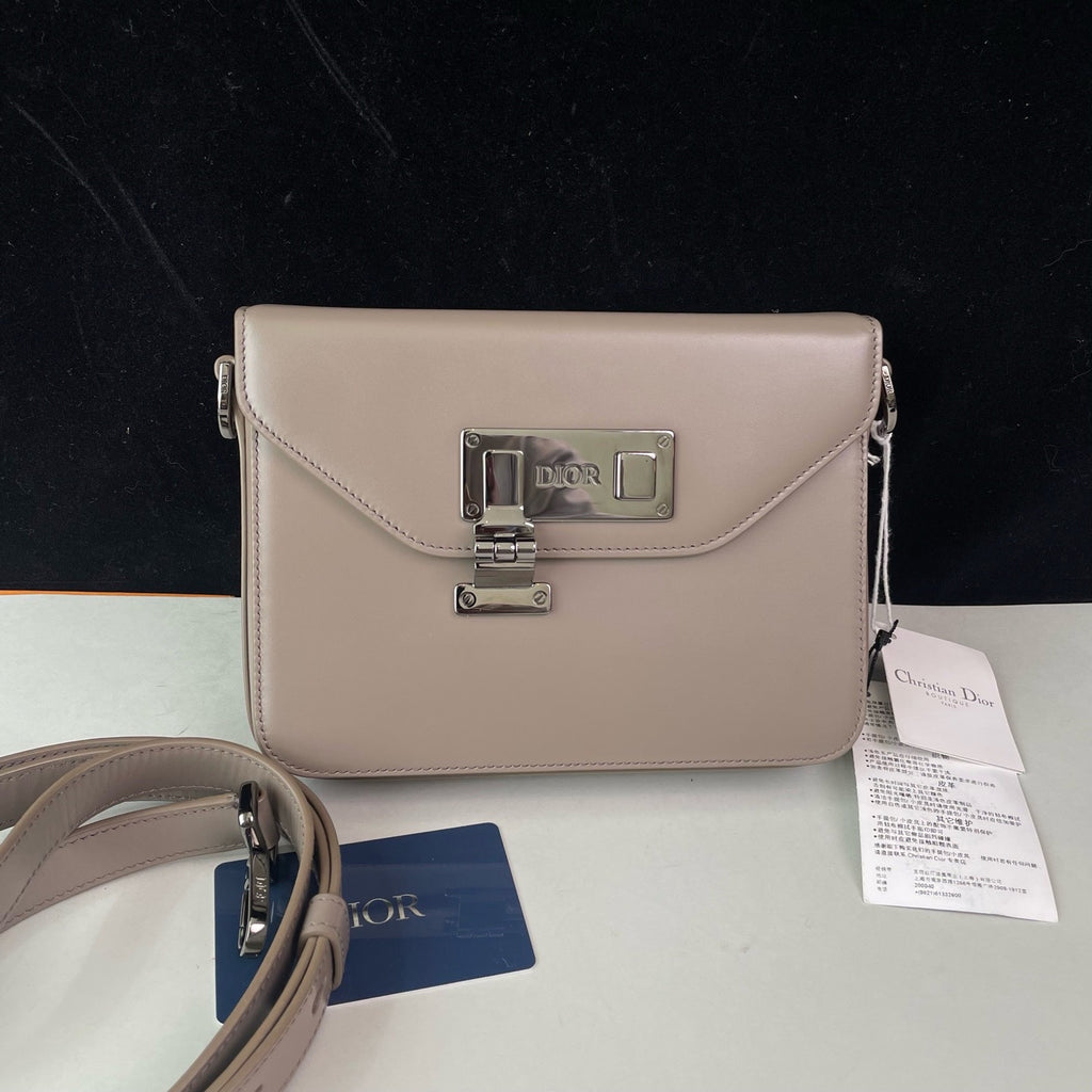 Dior Gray