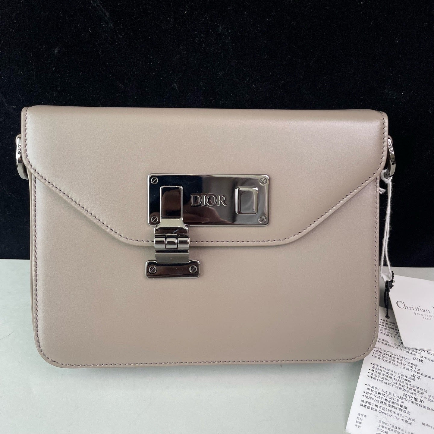 Dior Gray