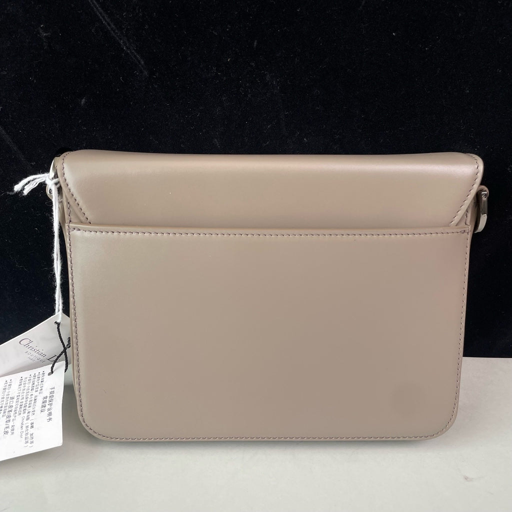 Dior Gray