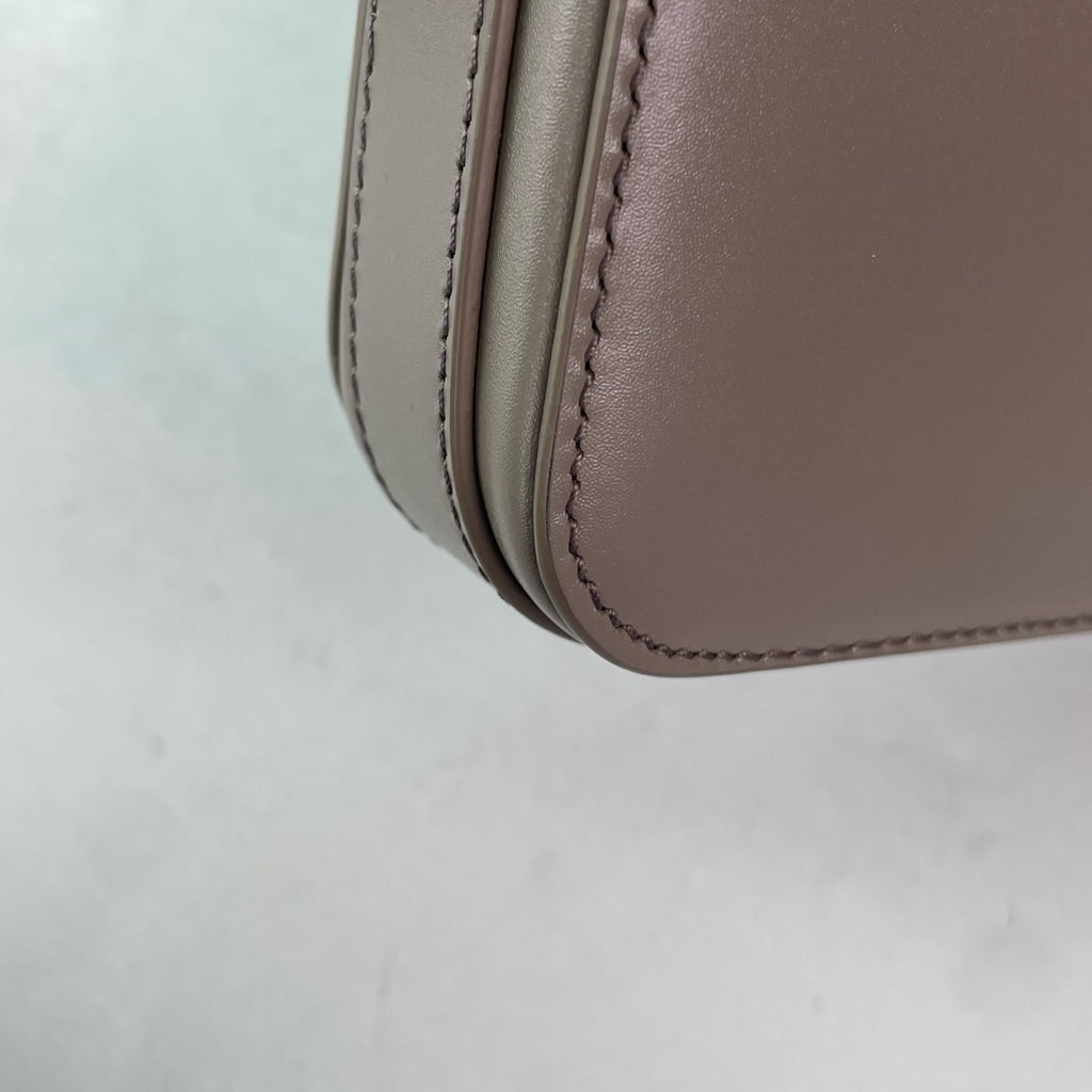 Dior Gray