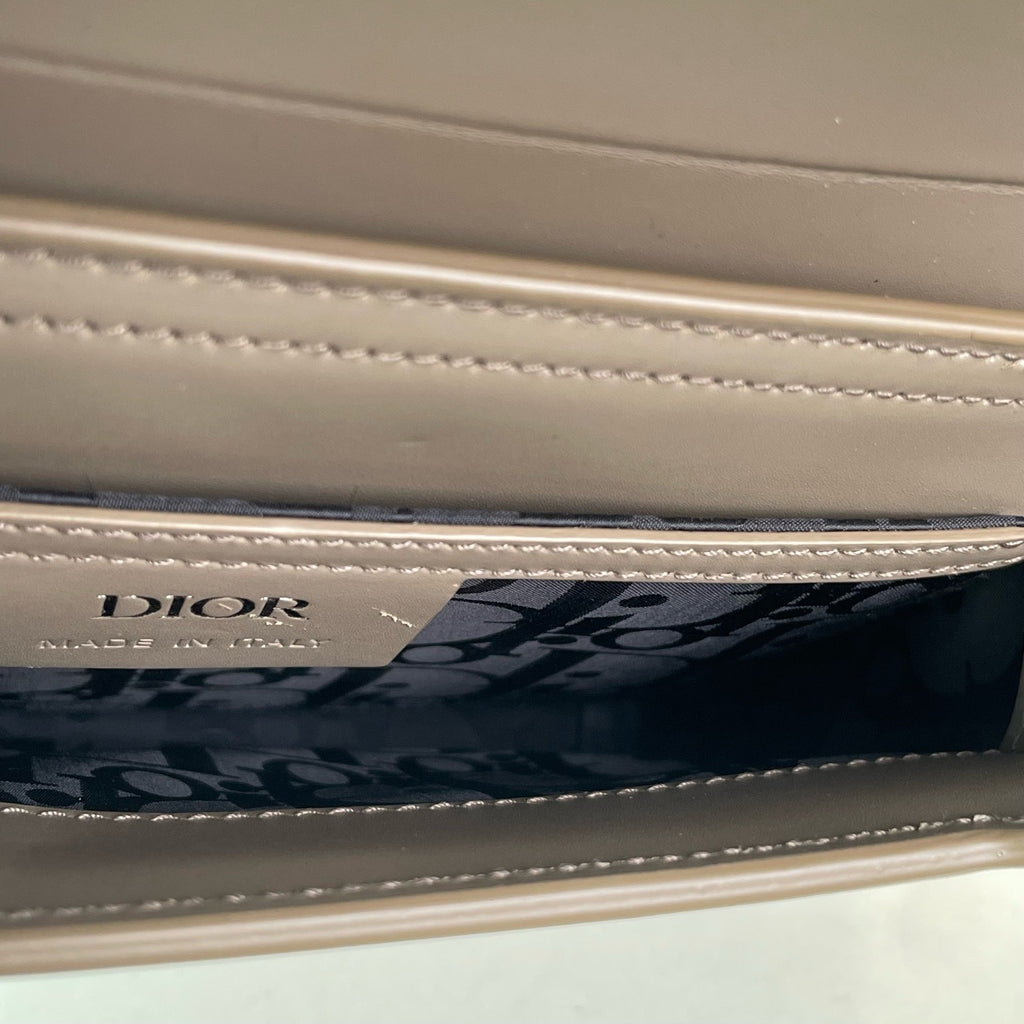 Dior Gray