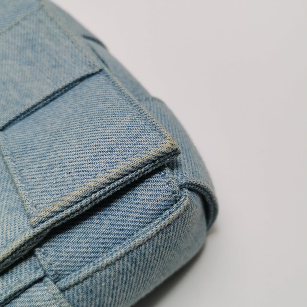 Bottega Veneta Denim Crossbody 710188V2A014948