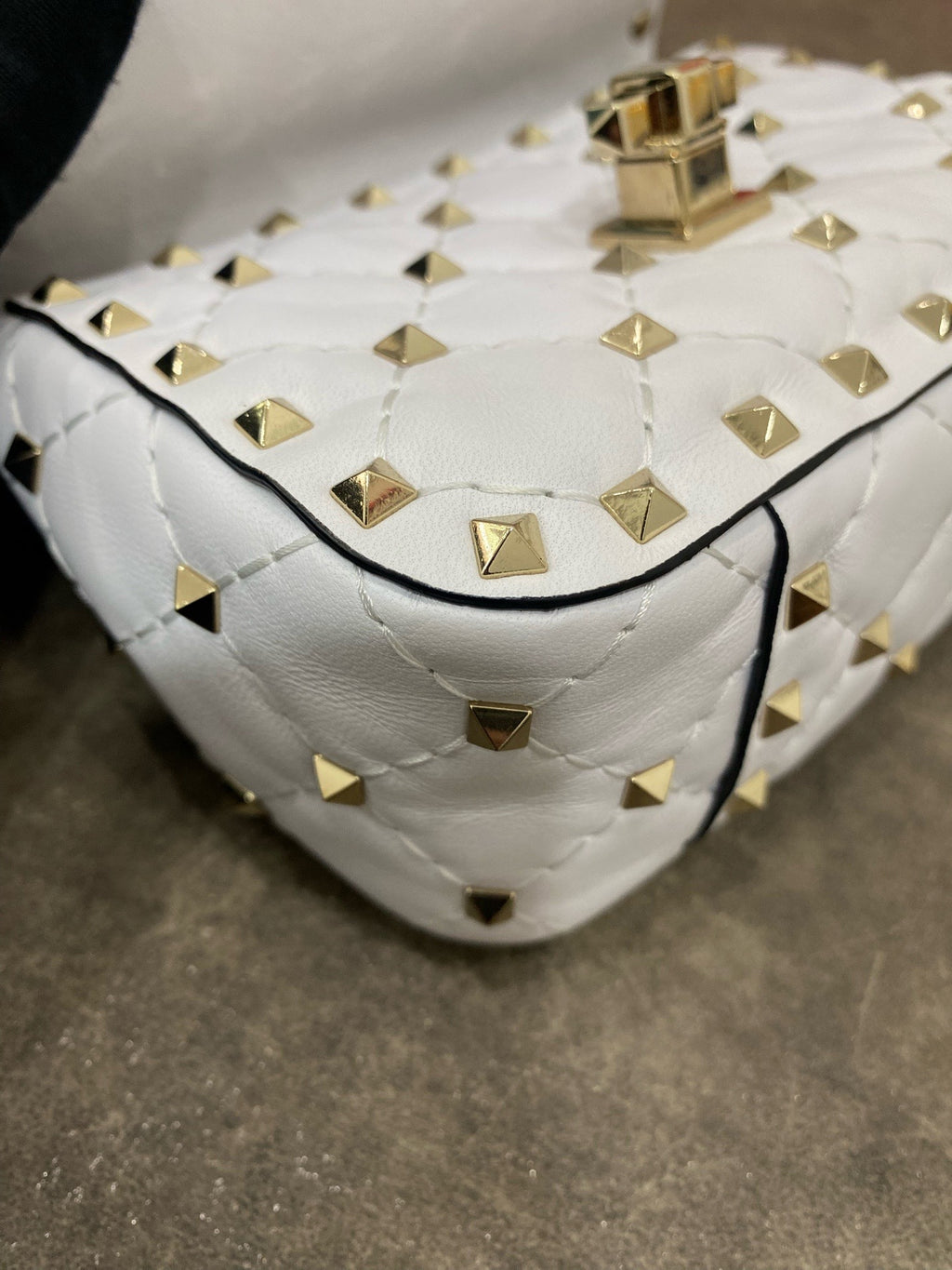 Valentino White Shoulder Bag