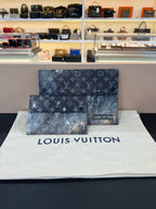 Louis Vuitton Clutch