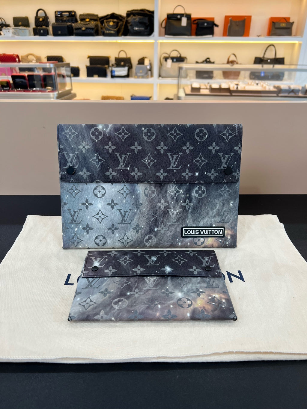 Louis Vuitton Clutch
