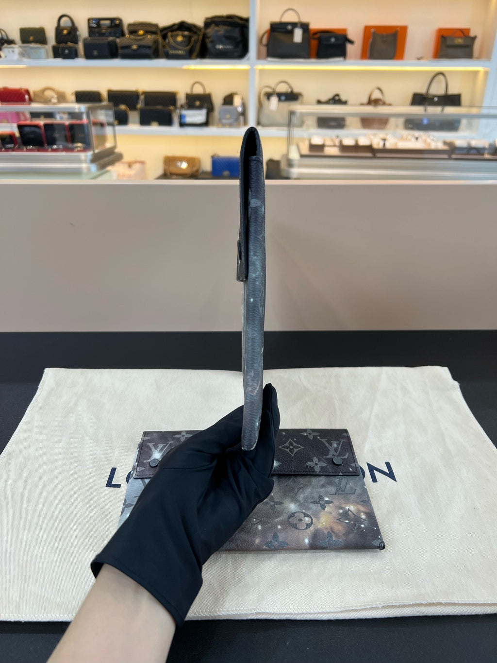 Louis Vuitton Clutch