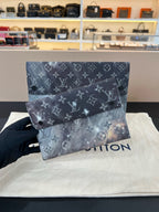 Louis Vuitton Clutch