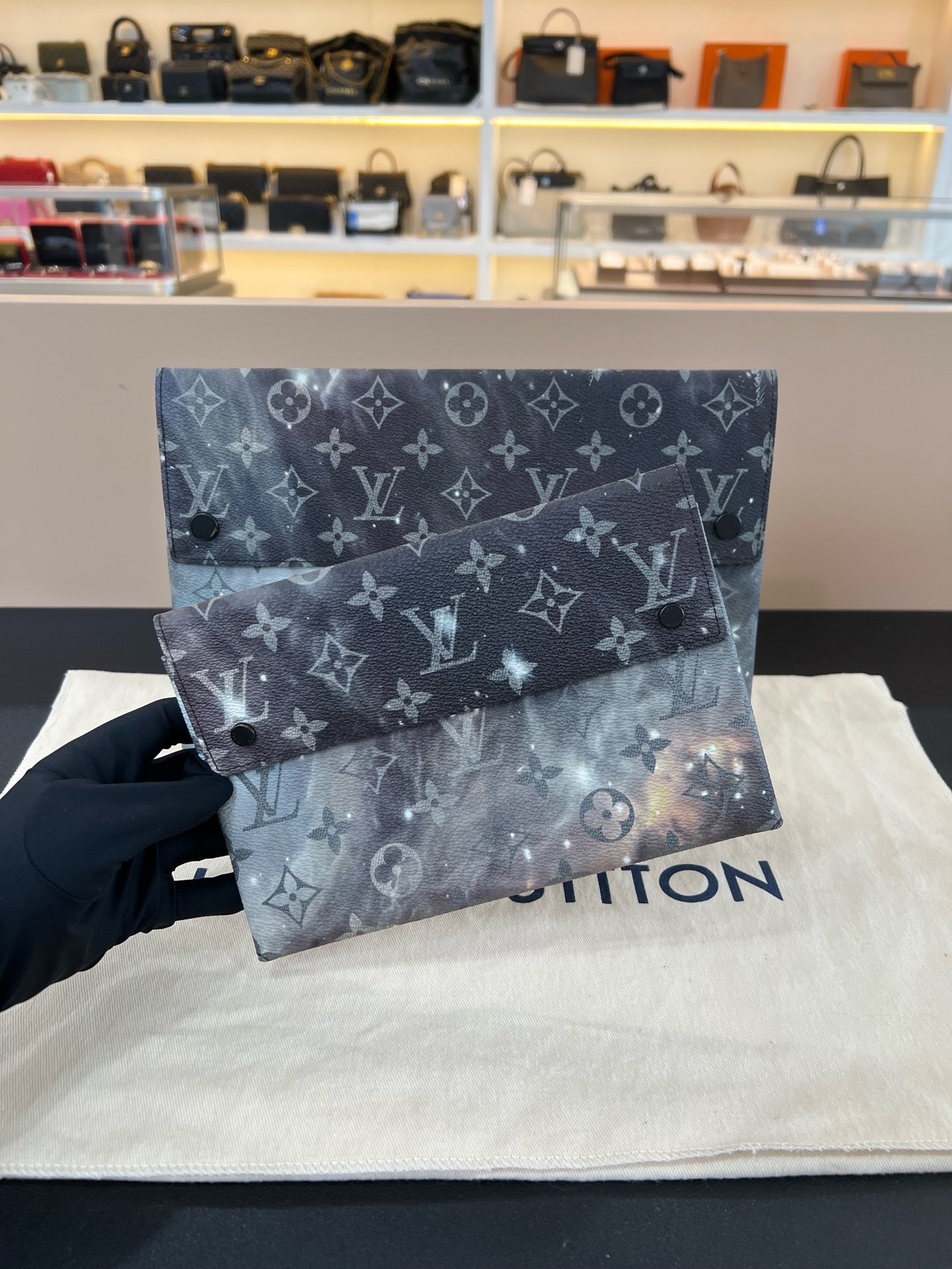 Louis Vuitton Clutch