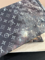 Louis Vuitton Clutch