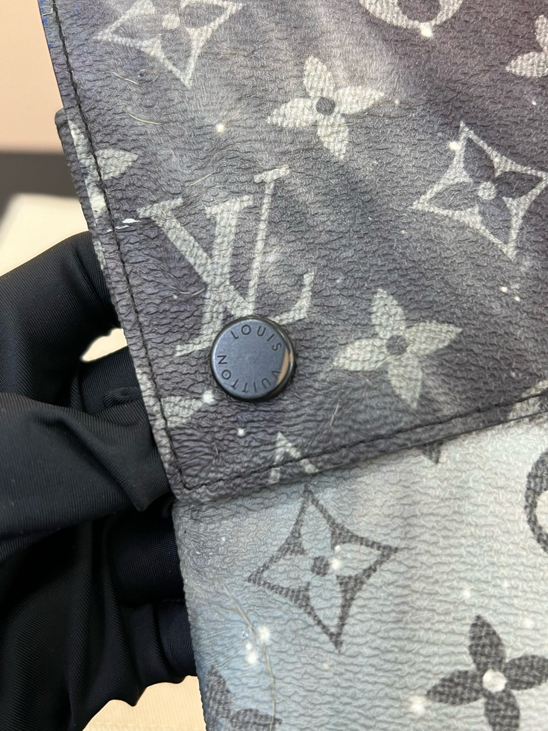 Louis Vuitton Clutch