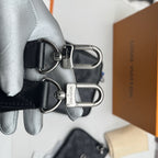 Louis Vuitton Messenger Bag