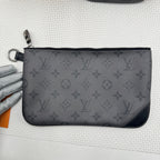 Louis Vuitton Messenger Bag