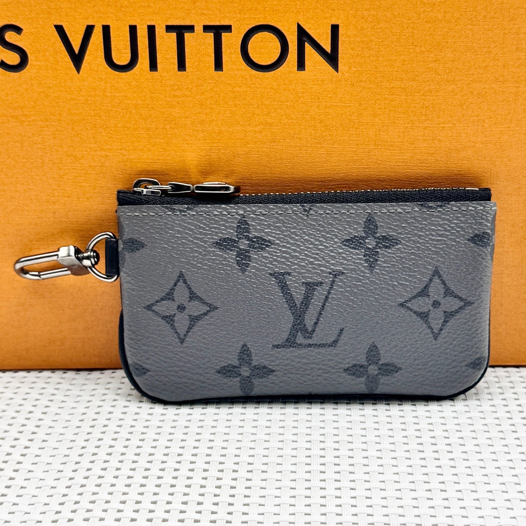 Louis Vuitton Messenger Bag
