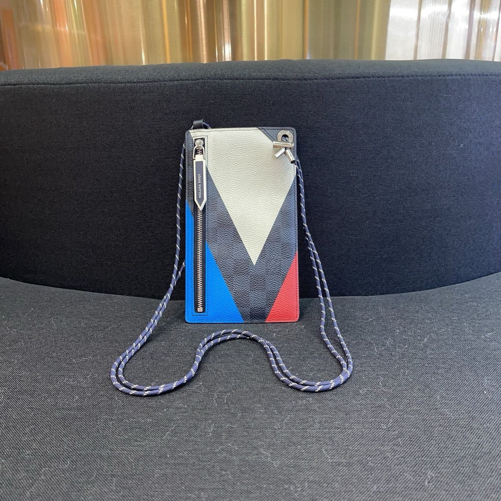Louis Vuitton Crossbody