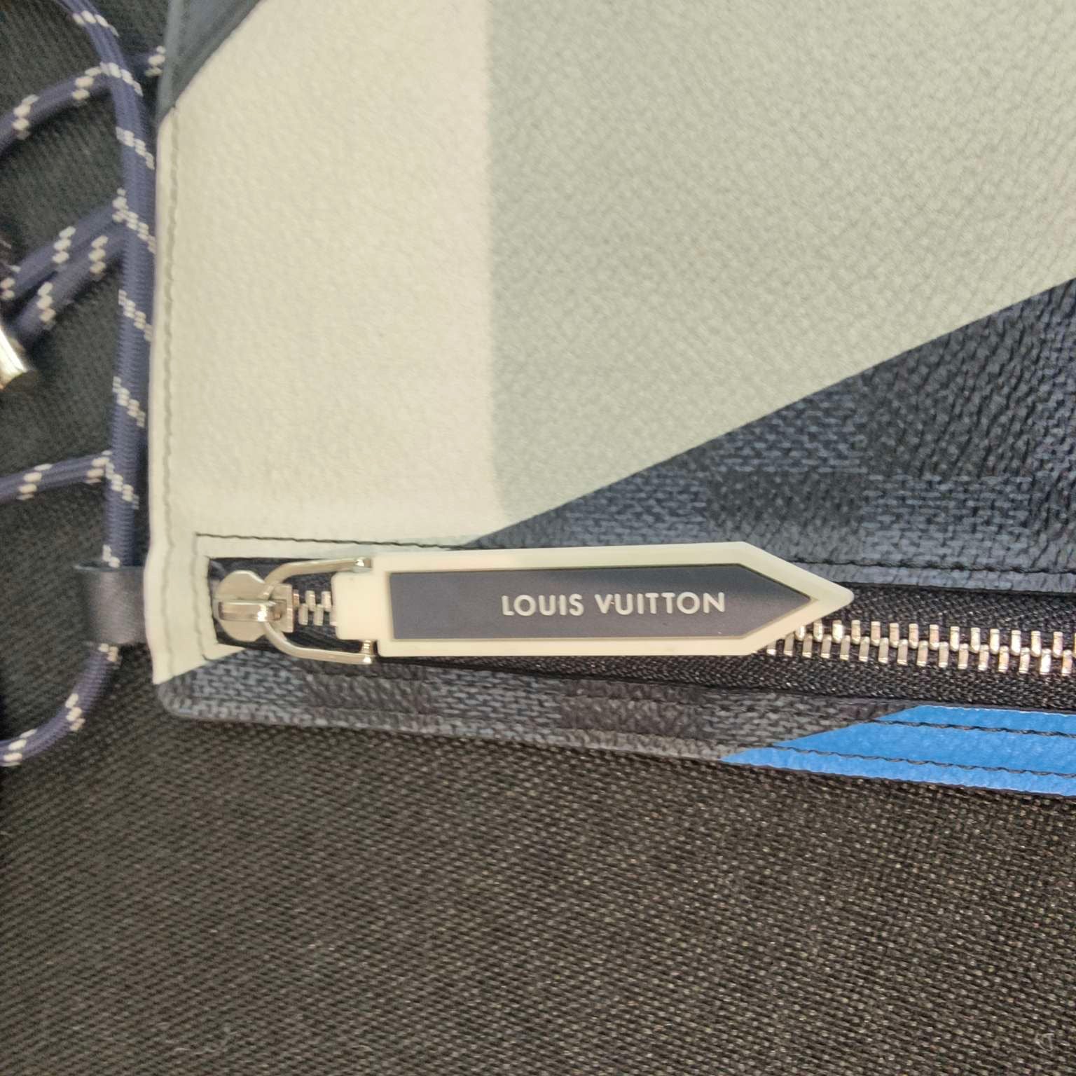 Louis Vuitton Crossbody