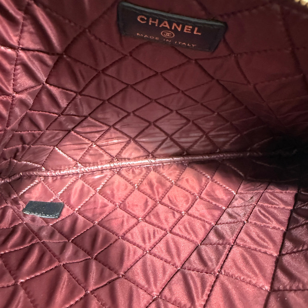 Chanel Classic zip-around wallet Metal Gold AP4419-B10583-C3906