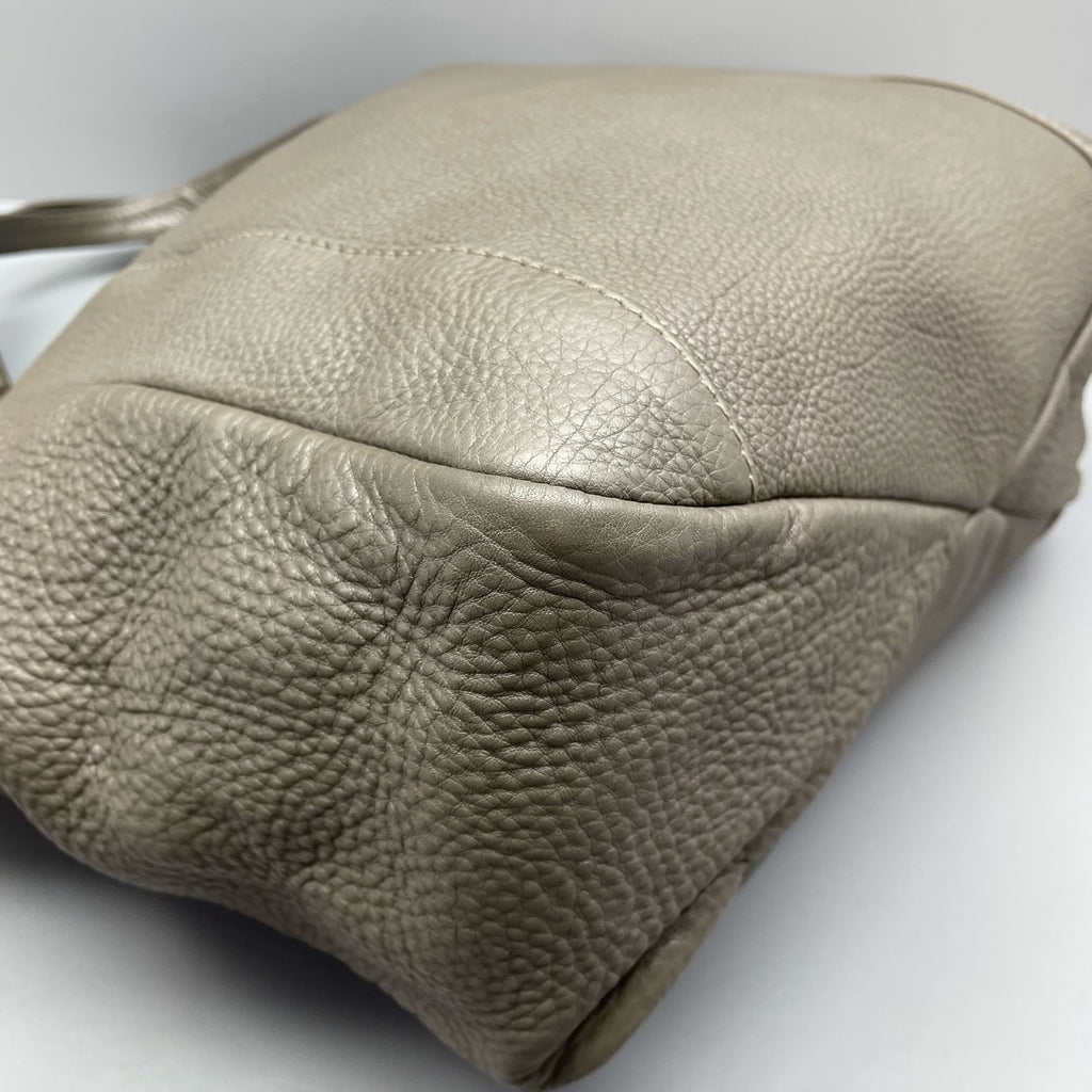 Gucci Gray Shoulder Bag