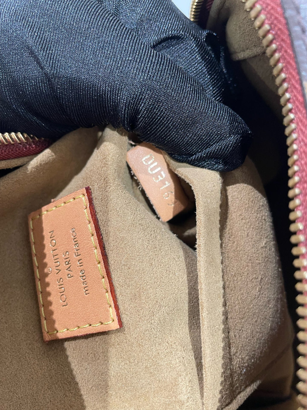 Louis Vuitton M52294