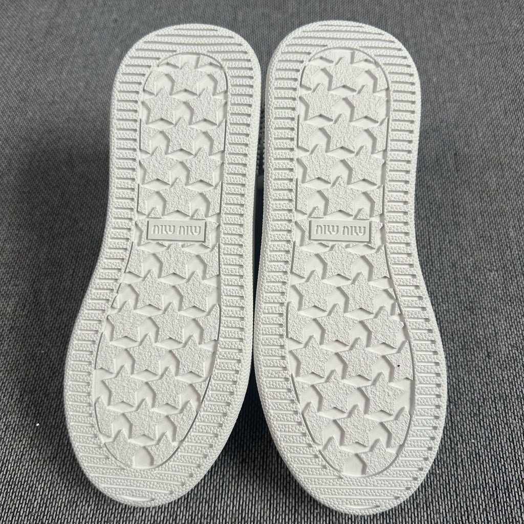 Miu Miu Leather White Skate shoes