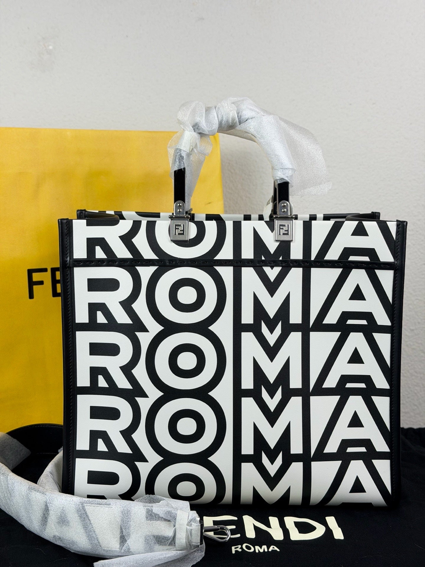 Fendi Tote