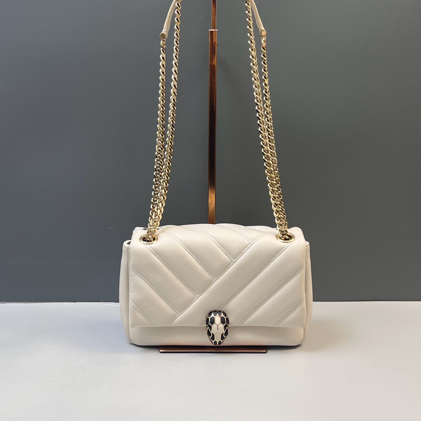 Bvlgari White