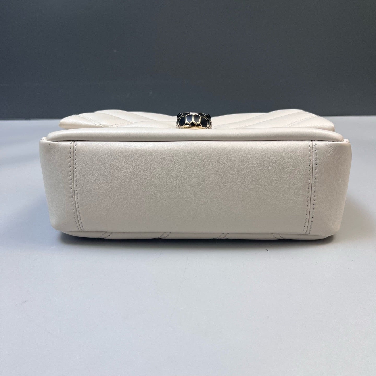 Bvlgari White