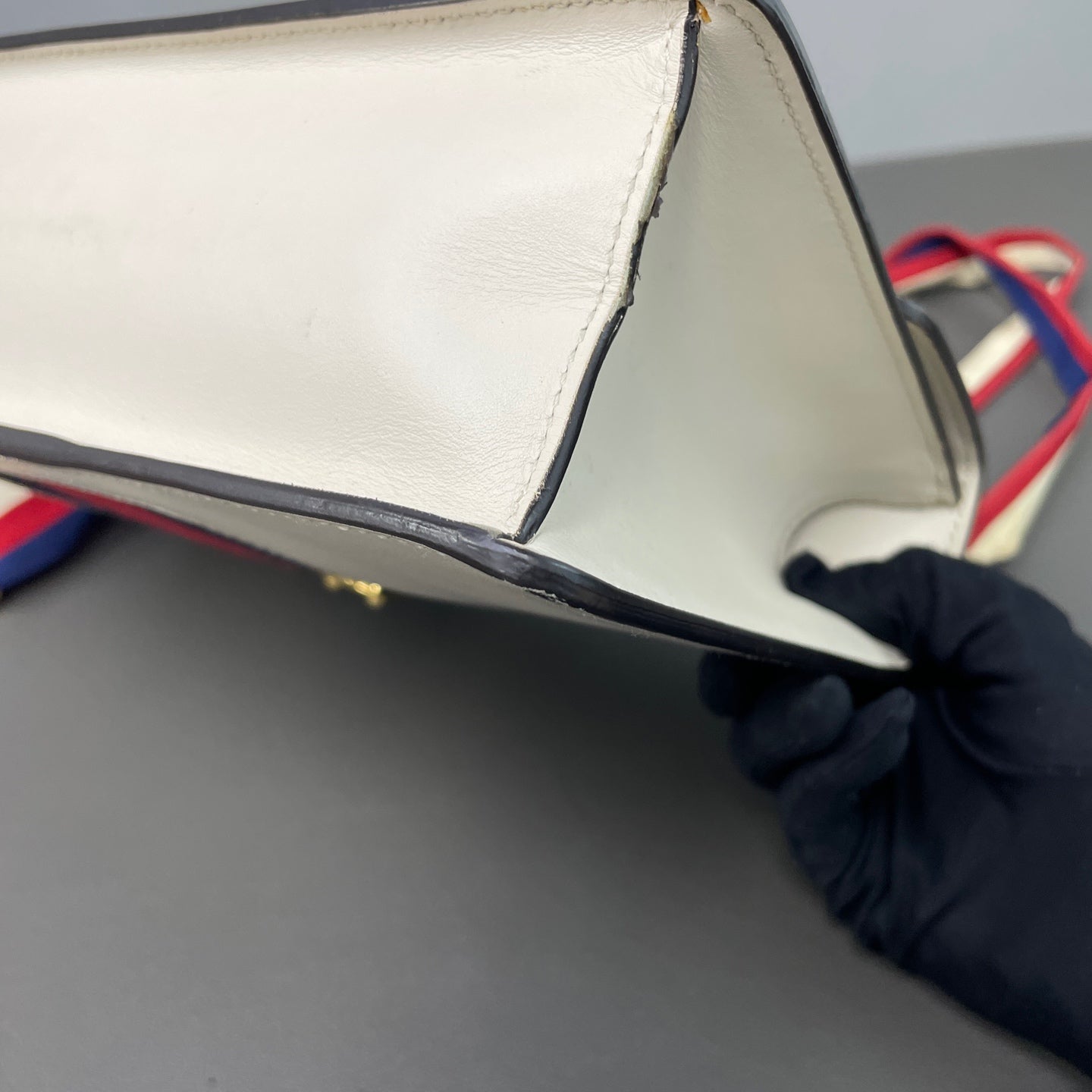 Gucci White