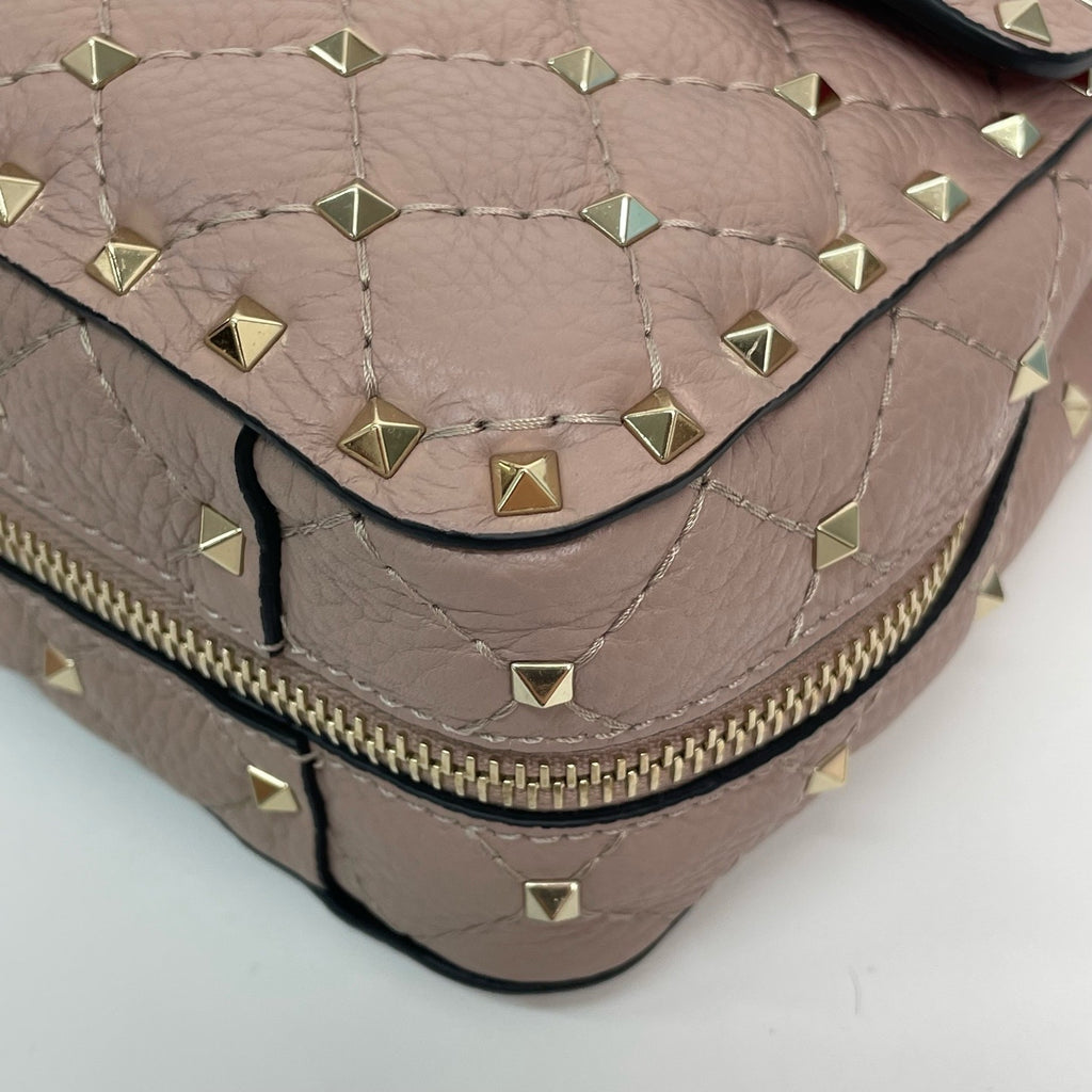 Valentino Pink