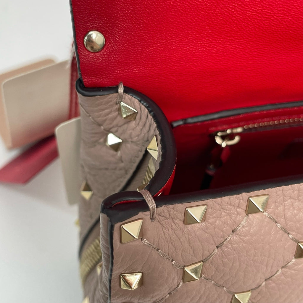 Valentino Pink