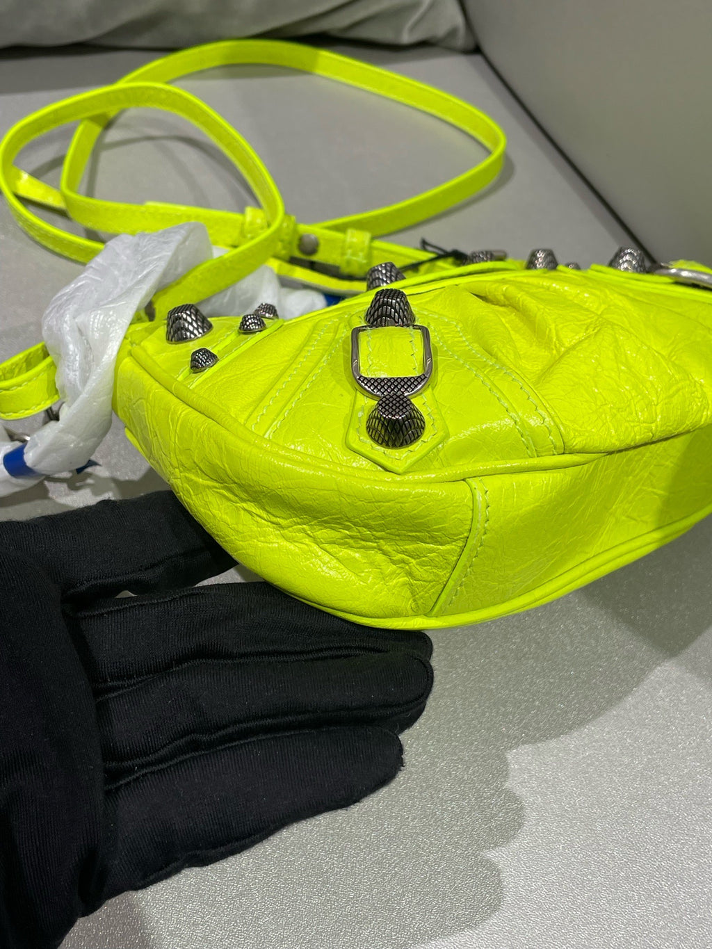 Balenciaga LE CAGOLE Yellow 6958141VGUY7206