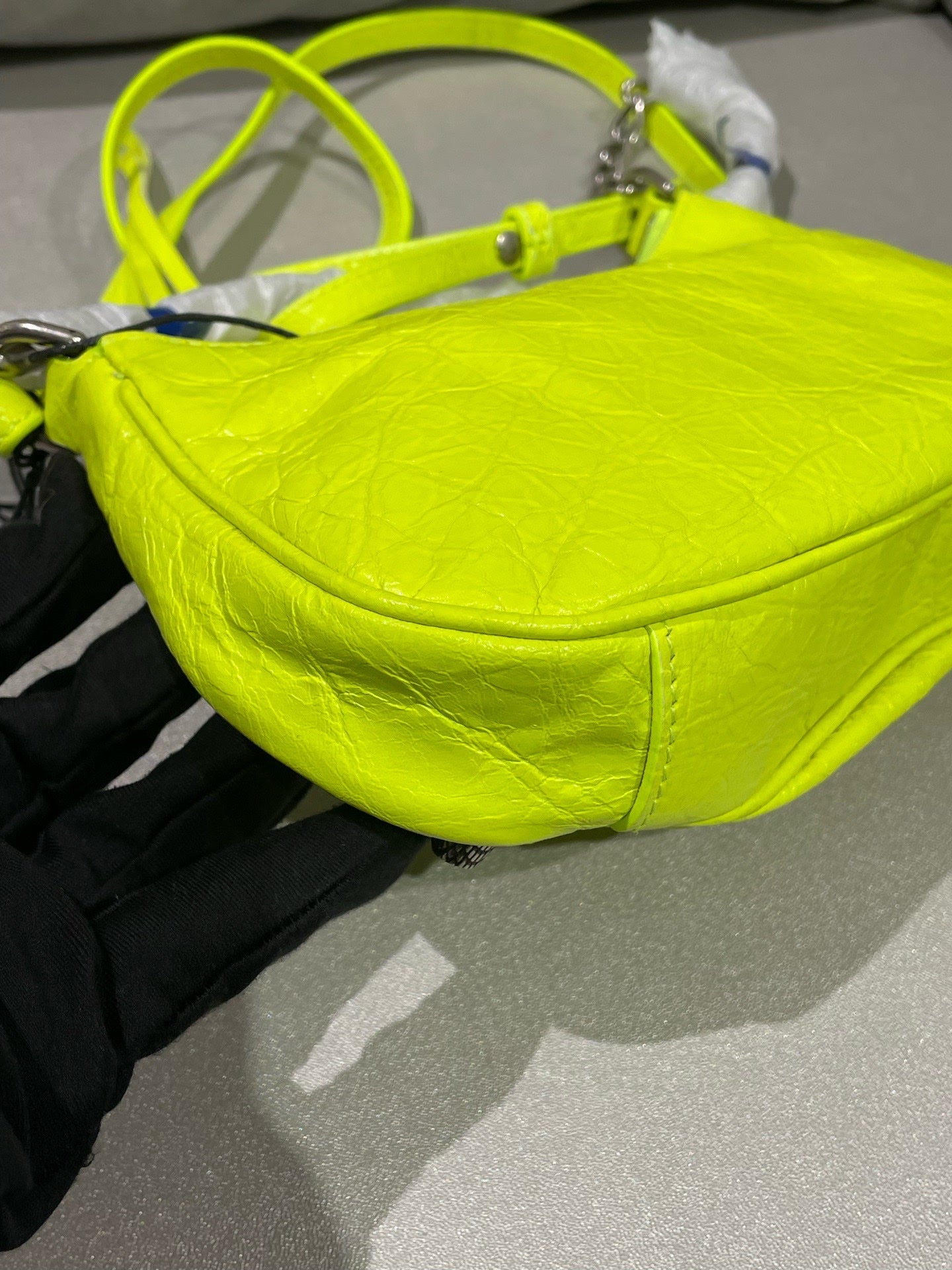 Balenciaga LE CAGOLE Yellow 6958141VGUY7206