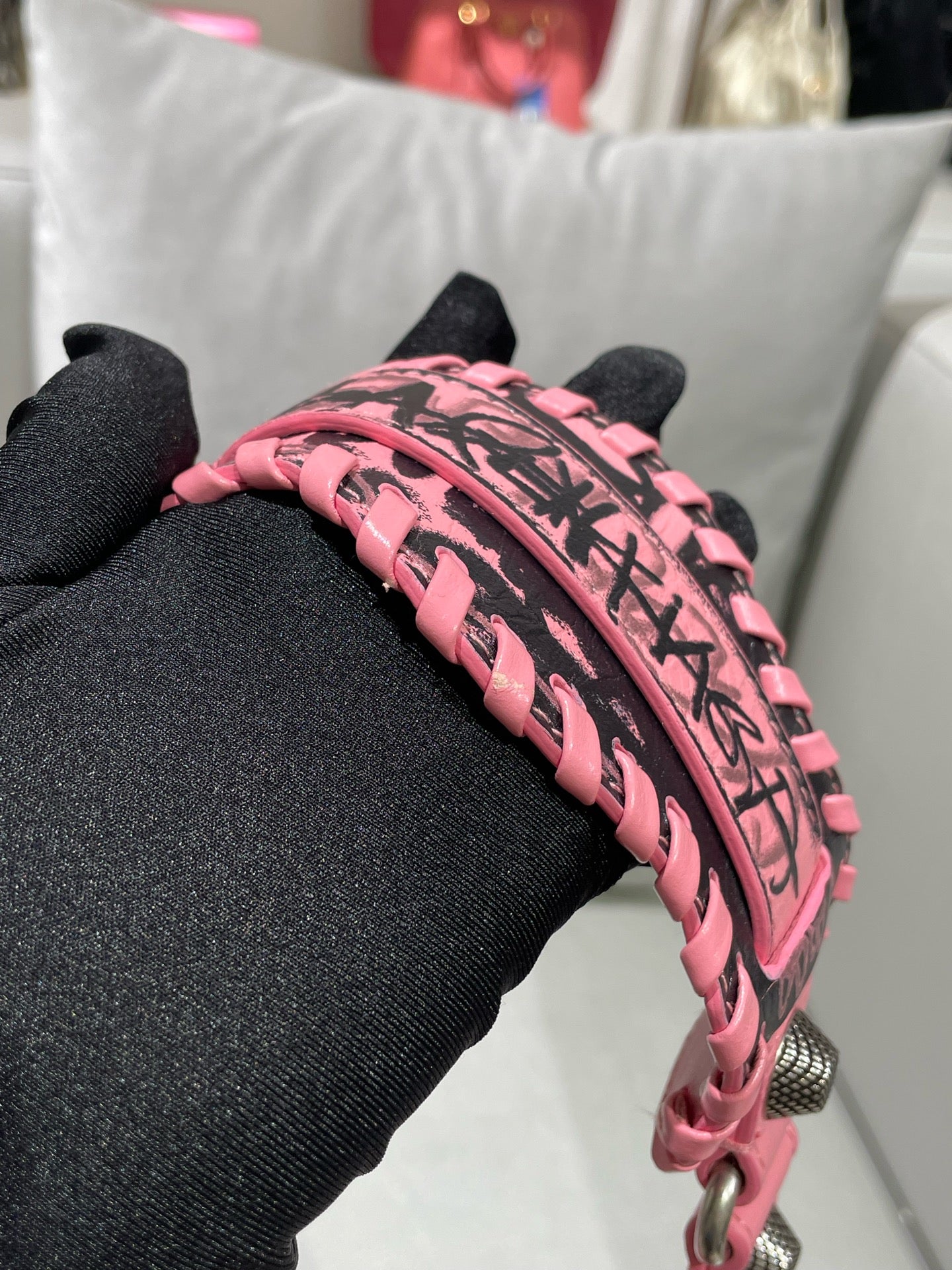 Balenciaga LE CAGOLE GRAFFITI Pink 671309210GB9060