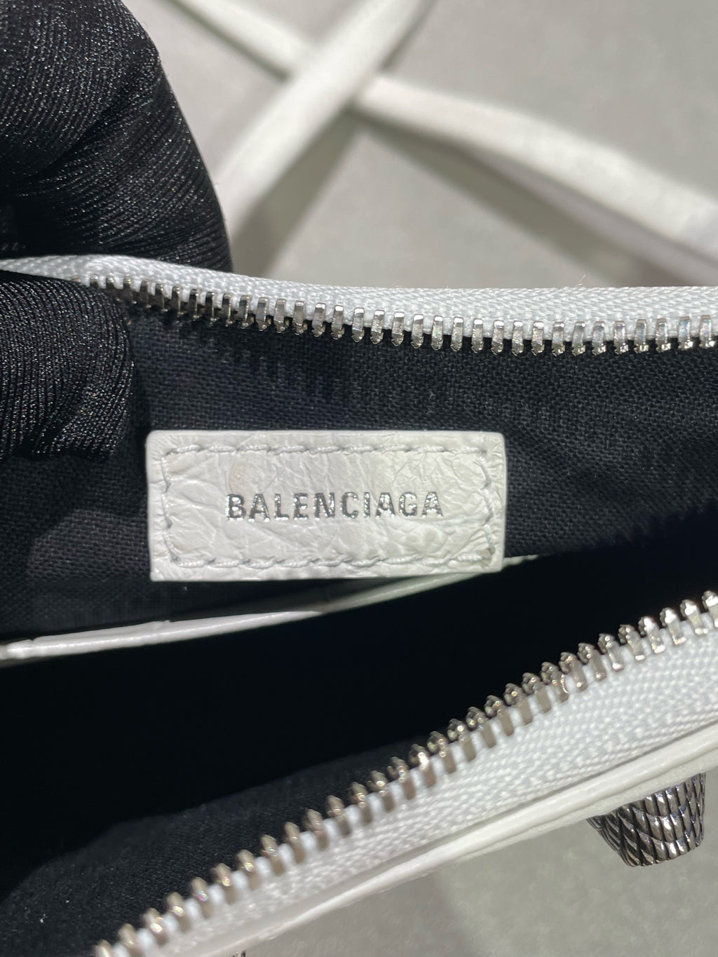 Balenciaga LE CAGOLE White 69581423EBY9016