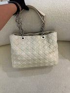 Dior White